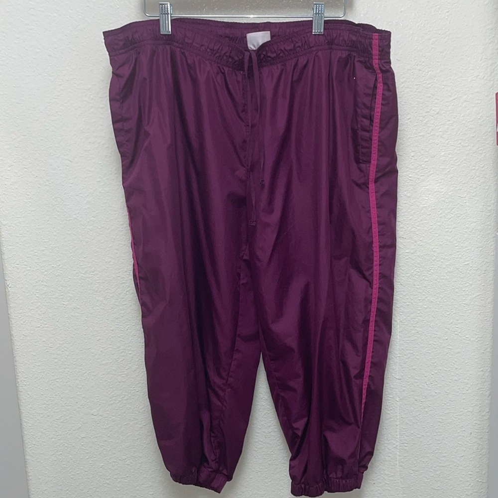 Danskin Now Women’s XXL 20 Plum Capri Lined Jogger Fashion Track Pants